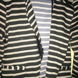 Juniors one X crop jacket